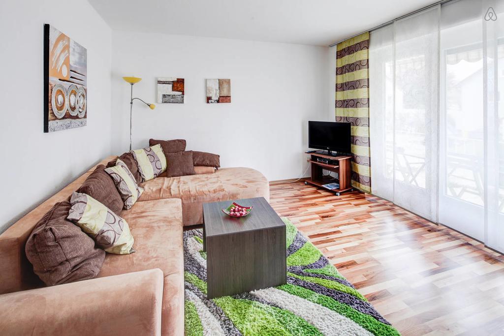 Ferienwohnung In เอาก์สเบิร์ก ห้อง รูปภาพ